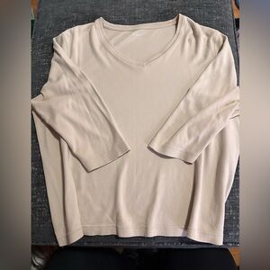 Kim Rogers 3/4 Sleeve cream top
Size Petite XL